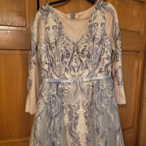 Couture long sleeve beaded gown - Picture 1 of 7
